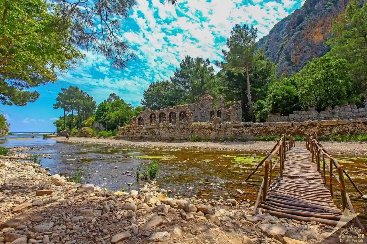 Olympos Antik Kenti — Kemer, Antalya